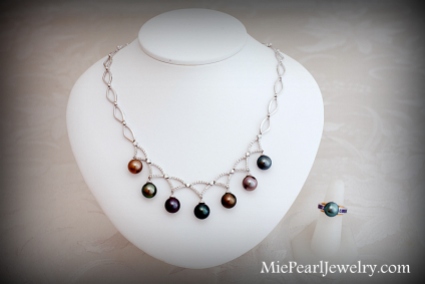 Tahitian Black Pearl Necklace and Ring